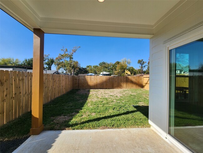 Building Photo - 7817 Beckley St