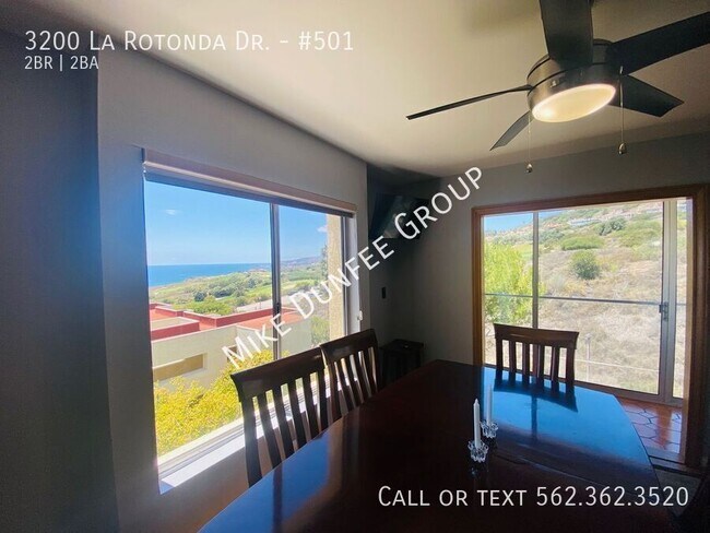 Building Photo - 3200 La Rotonda Dr