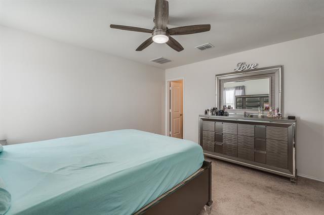 Building Photo - 461 Falling Star Dr