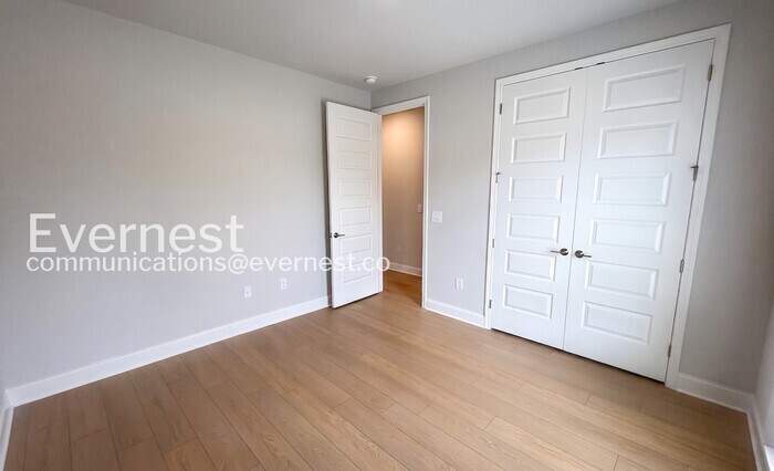 Building Photo - 22651 Donahue Dr