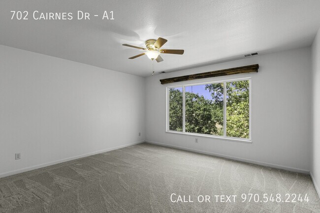 Building Photo - 702 Cairnes Dr