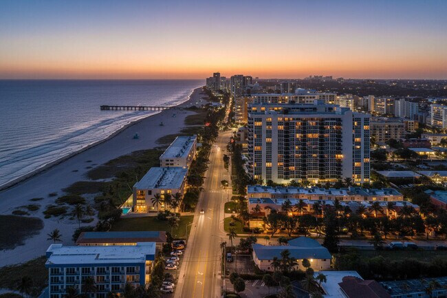 Building Photo - 604 N Ocean Blvd