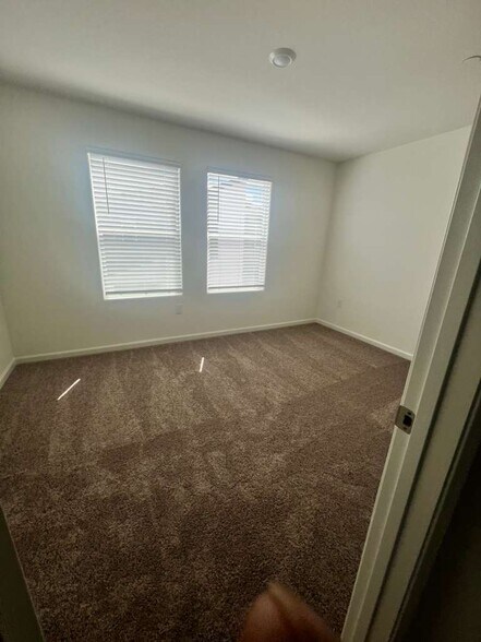 Building Photo - 1123 Bengal Loop