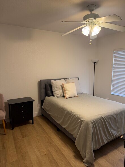 Building Photo - 7008 E Gold Dust Ave