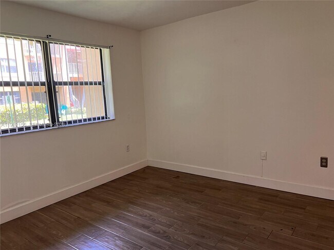 Building Photo - 15610 SW 80th St