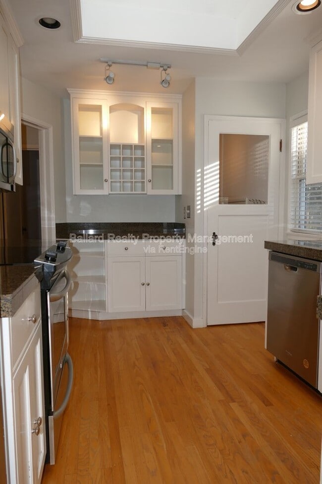 Building Photo - 7348 10th Ave NW