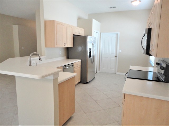 Building Photo - 1510 Canoe Dr