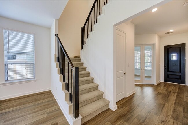 Building Photo - 25326 Loch Doon Dr