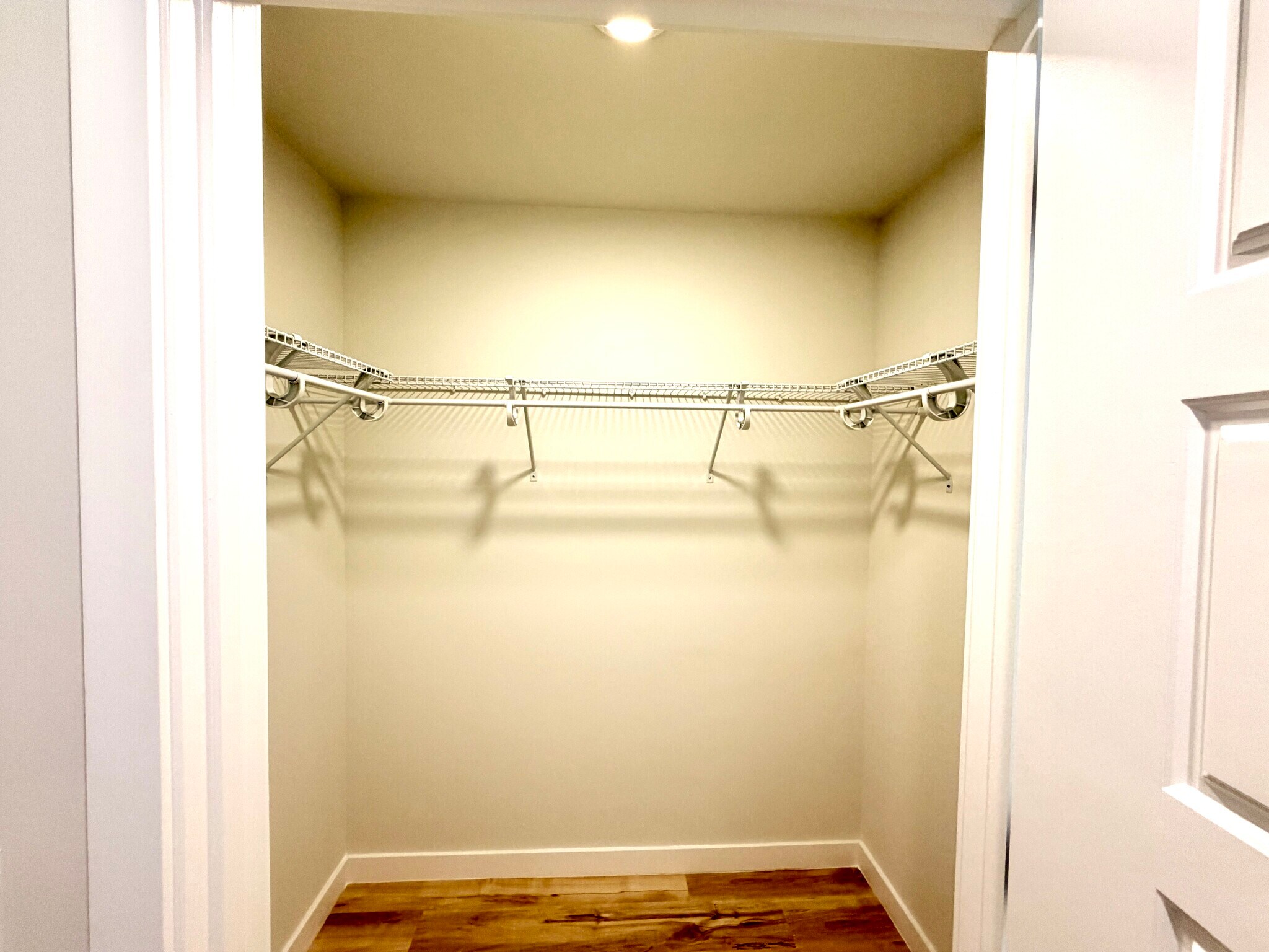 Building Photo - 421 SW 5th Ave