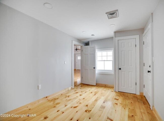 Building Photo - 314 Main St