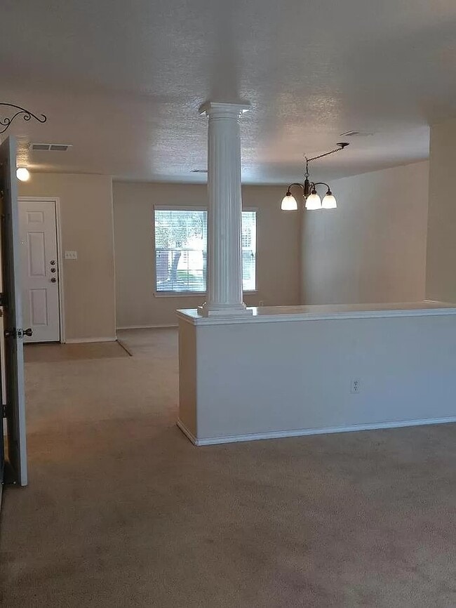 Building Photo - 11231 Sierra Trl