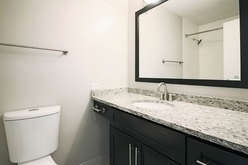 Building Photo - 70 W Huron St