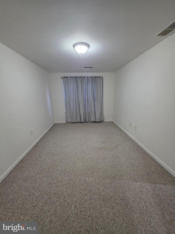 Building Photo - 2809 Waters Edge Dr