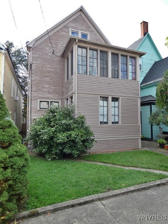 Building Photo - 135 Park St