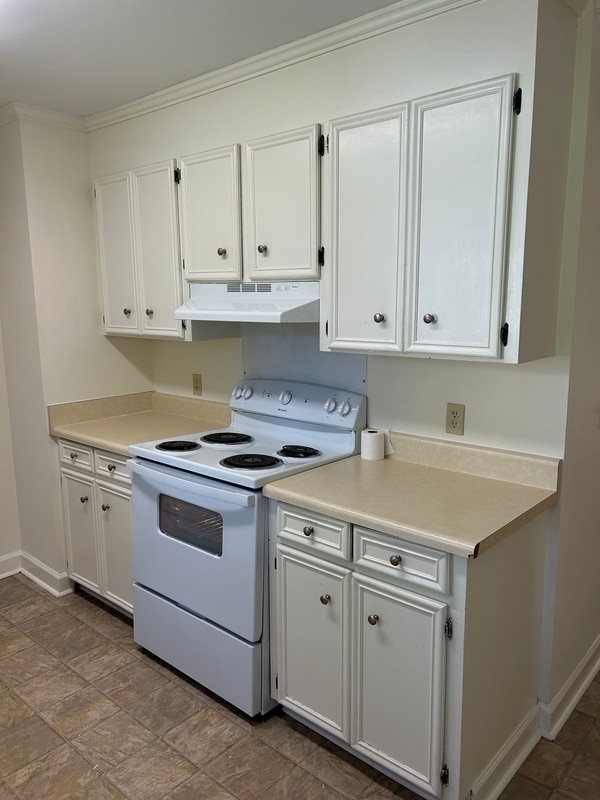 Building Photo - 107 Rainbow Cir