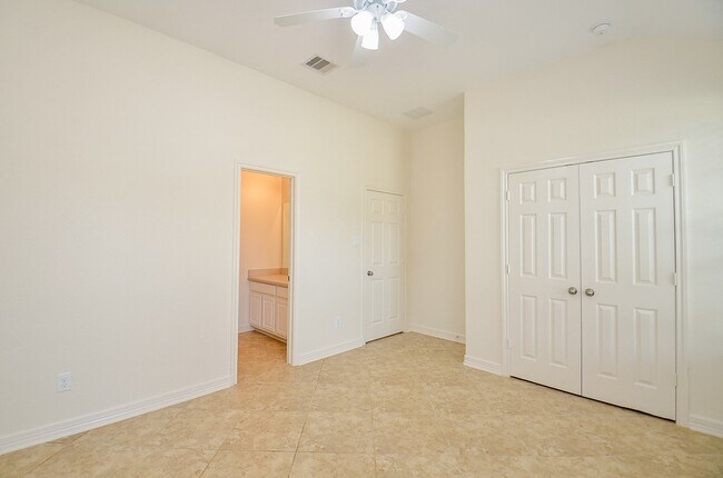 Building Photo - 6510 Arroyo Springs Ln