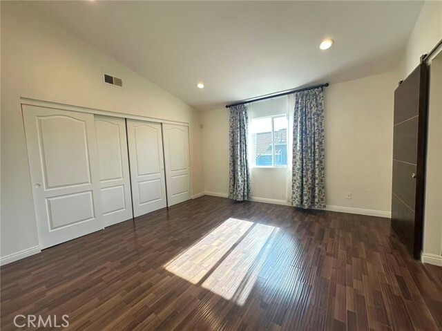 Building Photo - 3231 Olympic View Dr