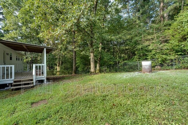 Building Photo - 876 Childress Hollow Rd