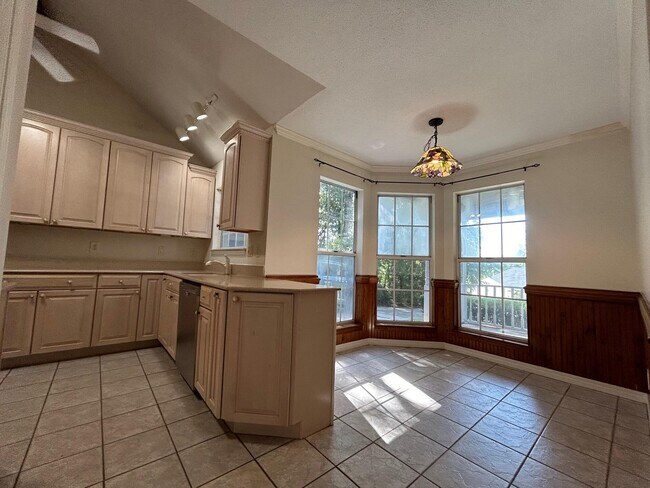 Building Photo - 310 Shoal River Dr
