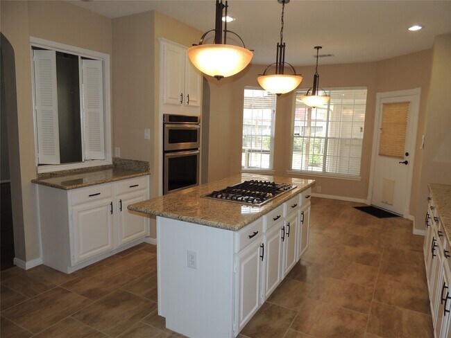 Building Photo - 1307 Westwick Forest Ln