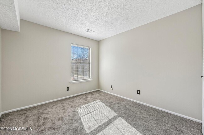 Building Photo - 3015 Lighthouse Ln