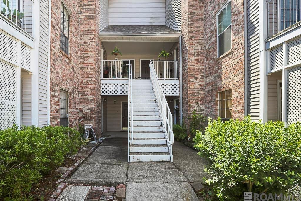 Building Photo - 8500 Bluebonnet Blvd