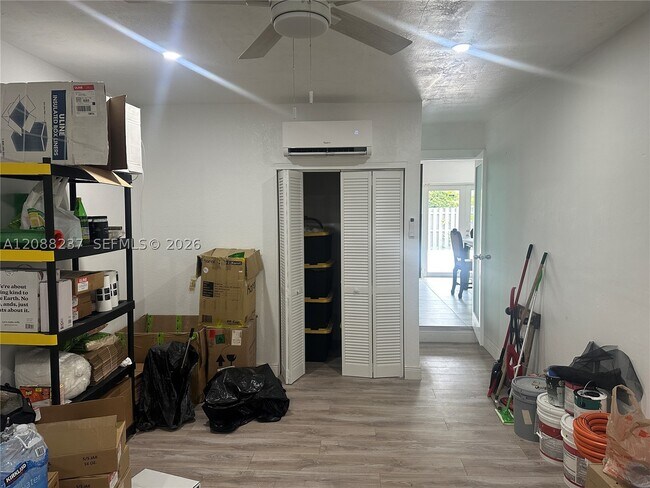Building Photo - 11611 SW 122nd Ave