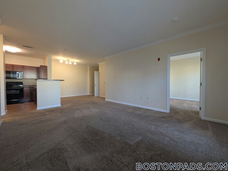 Building Photo - 311 Lowell St