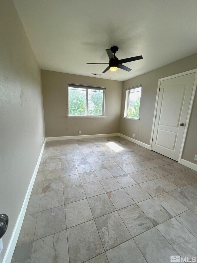 Building Photo - 3149 Gladiola Ct