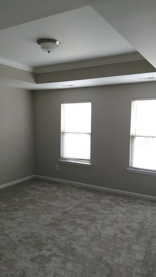 Building Photo - Like New Townhome in Stallings!