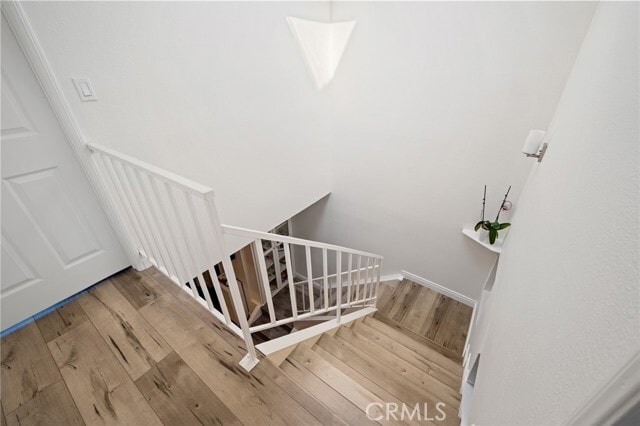 Building Photo - 13041 Moorpark St