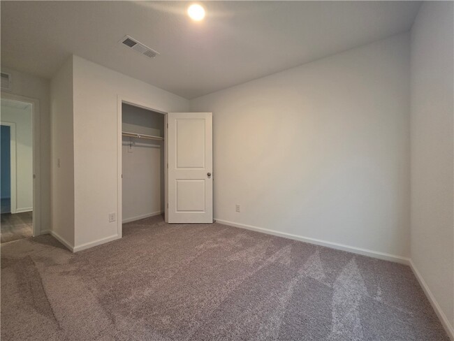Building Photo - 2566 Montano Ridge Dr