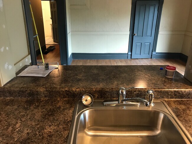 Kitchen/Living room - 427 W Pleasant St