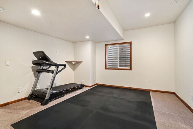 Building Photo - 7078 Spanish Bay Dr