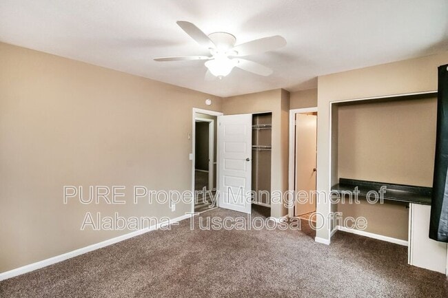 Building Photo - 3001 Green Grove Cir NE