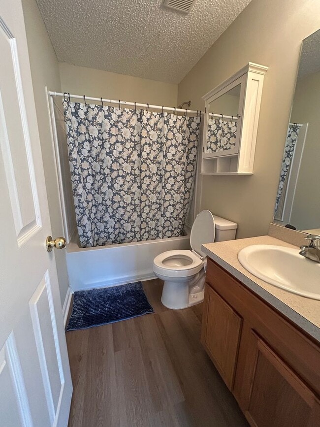 Building Photo - Beautiful Ranch Home in Springfield