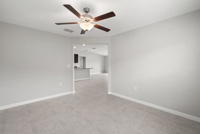 Building Photo - LIKE NEW Home for Rent in Creek Preserve!