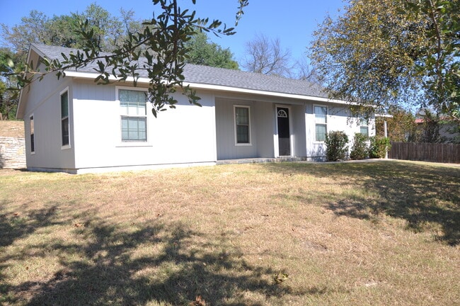 Building Photo - 1702 Anaconda Trail