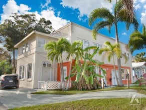 Building Photo - 317 Harwood St