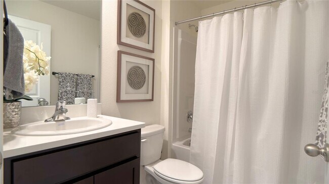 Building Photo - 6987 SW 136th Ln