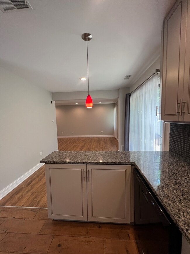 Building Photo - 1467 Chippewa Trail