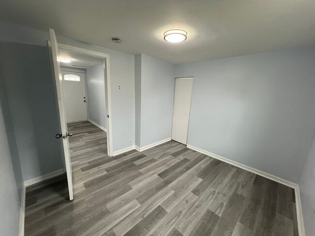 Building Photo - 3002 Green St