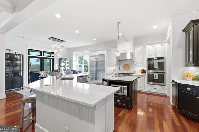 Building Photo - 277 Catherine View