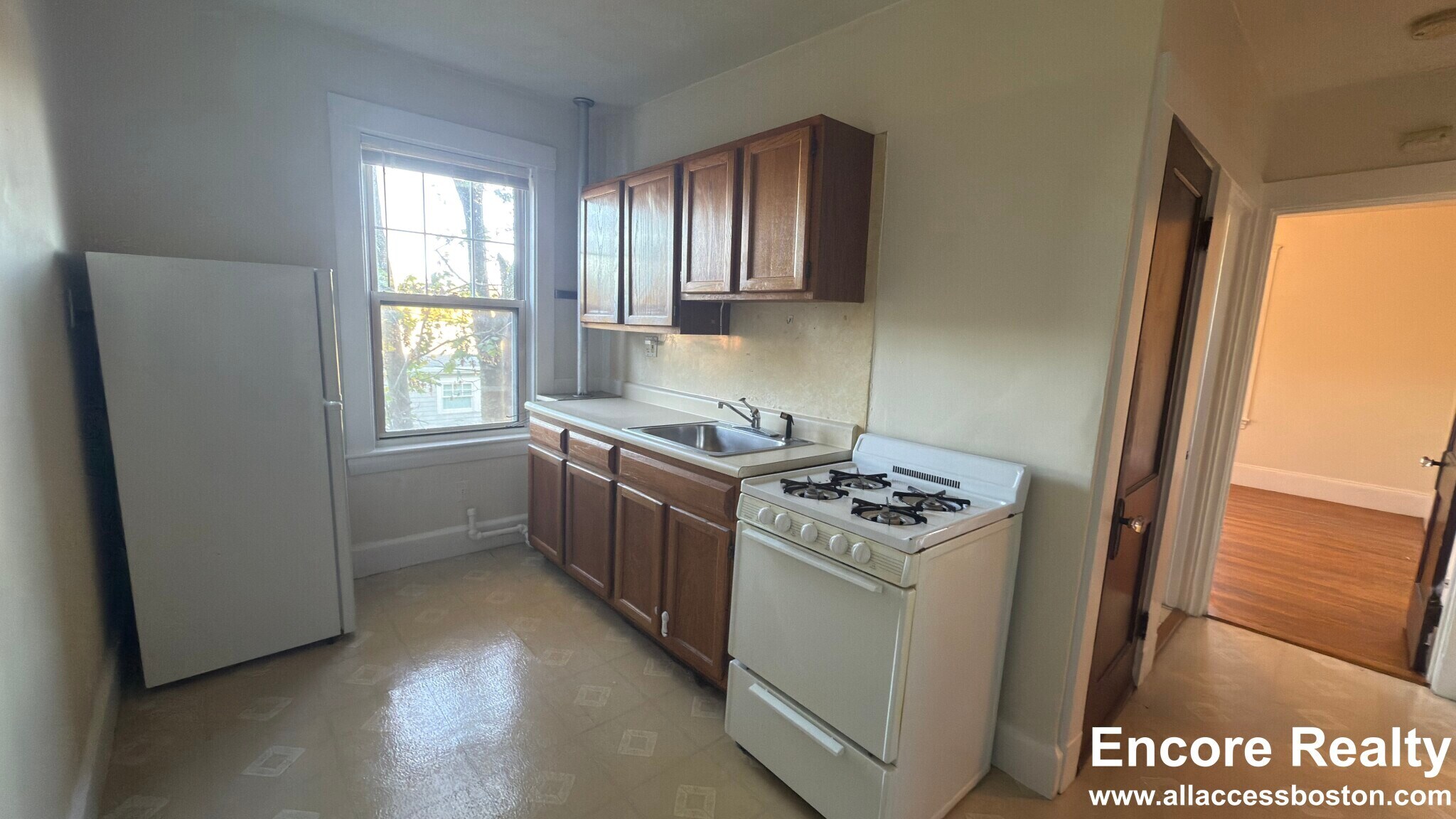 Building Photo - 155 Summer St