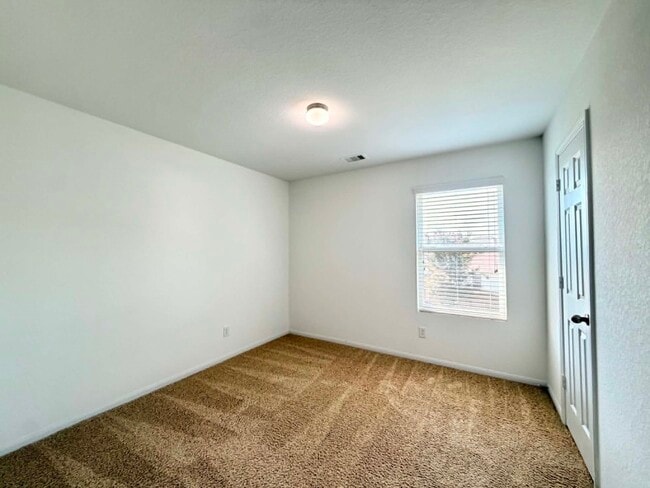 Building Photo - 2803 S Red Birch Cir