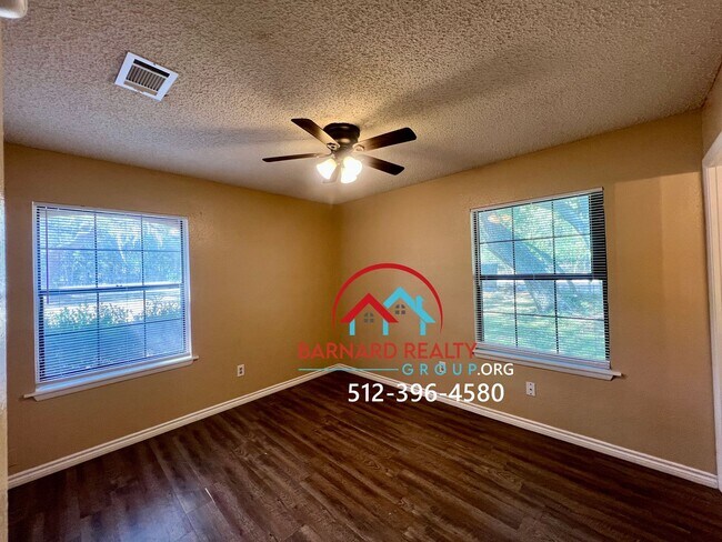 Building Photo - 110 Whitetail Dr