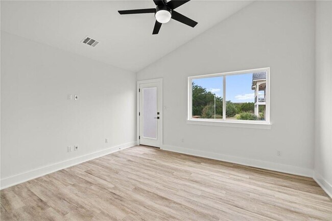 Building Photo - 21201 Portsmouth Cove