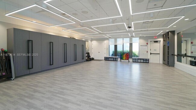 Building Photo - 17267 Windy Pointe Ln