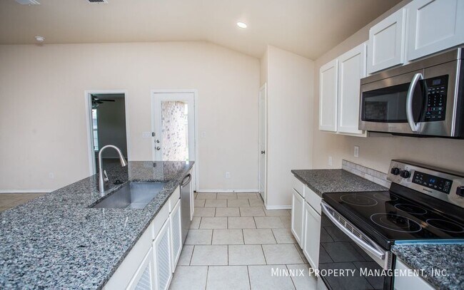 Building Photo - 14211 Vernon Ave