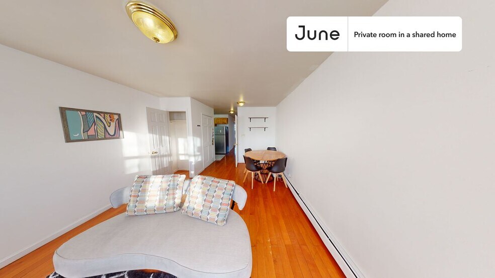 Building Photo - Private bedroom in 2 bed/2 bath Home